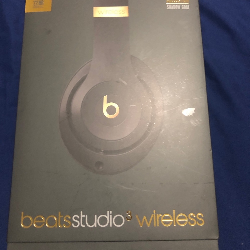 Wireless studio 3 beats